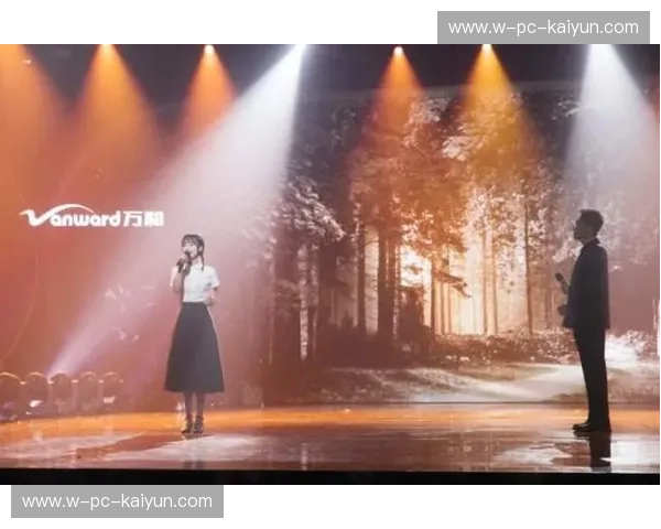 绝代双骄的跨时空对话：当金州三分雨遇上圣城新天塔